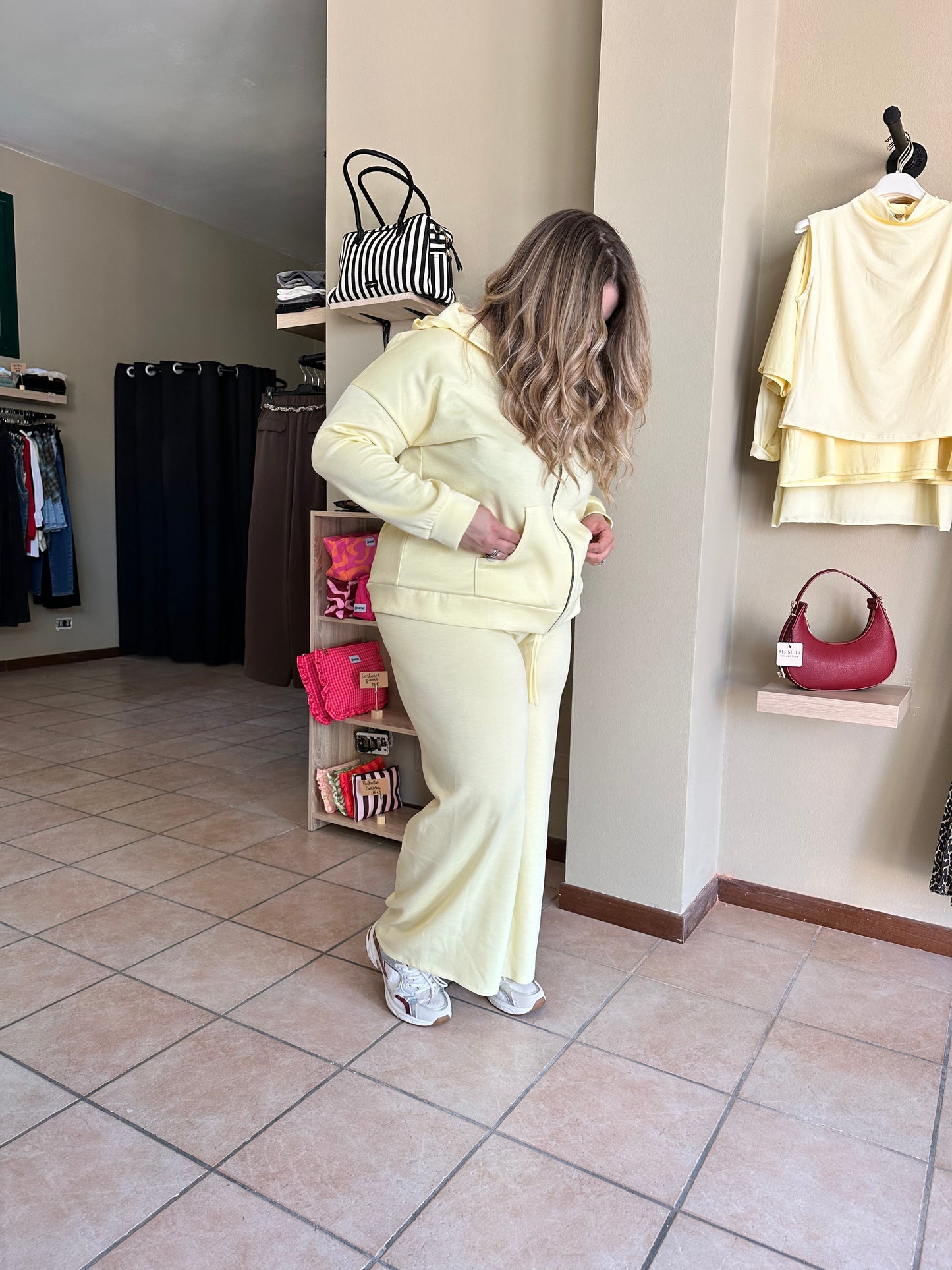 Tuta easy giallo