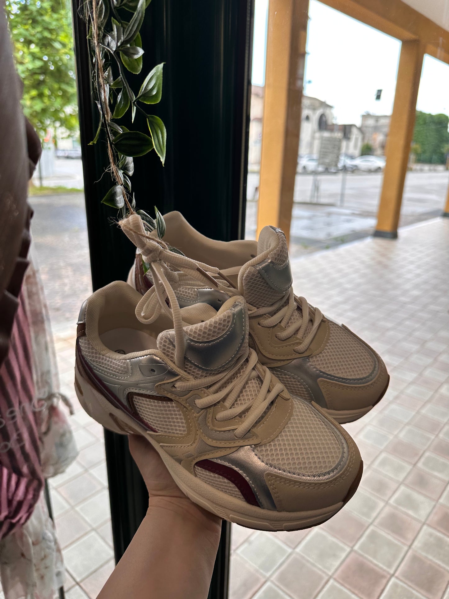 Sneakers wine