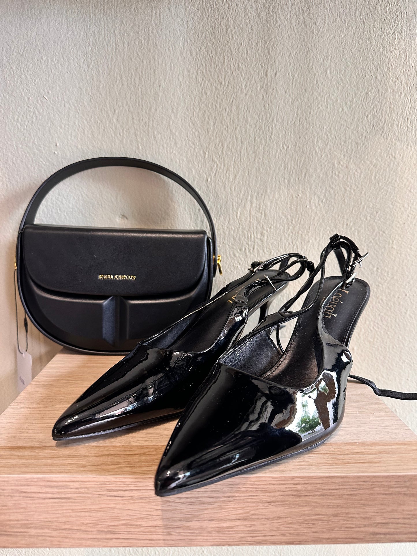 Décolleté nero